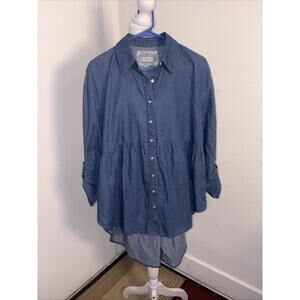 Cupio light blue denim/chambray button-down shirt/tunic Large New